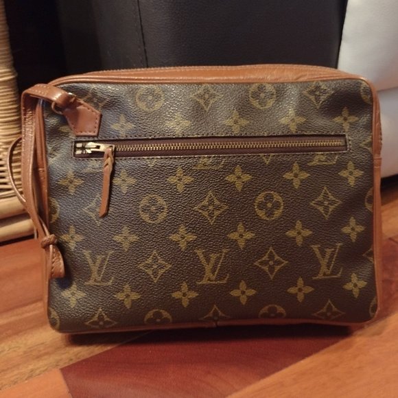 Louis Vuitton Pochette Sport Clutch - Picture 1 of 16